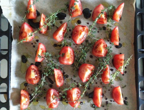 Linzen met tomaten en gorgonzola van Ottolenghi