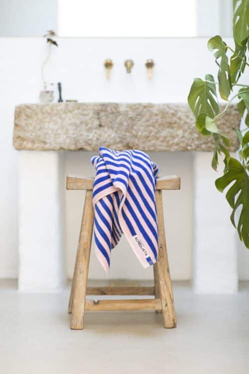 Naram Handdoek DazzlingBlue&Rose