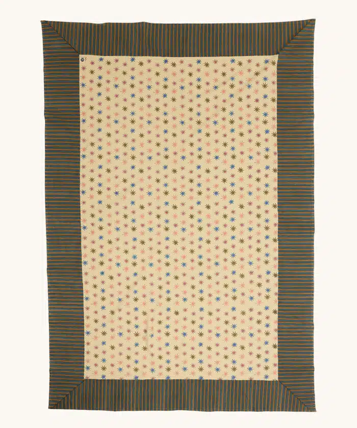 Single Throw Noa Star in Tote Bag