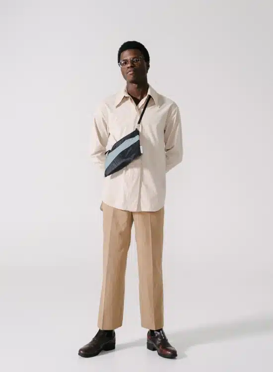 The New Pouch Medium Black & Grey