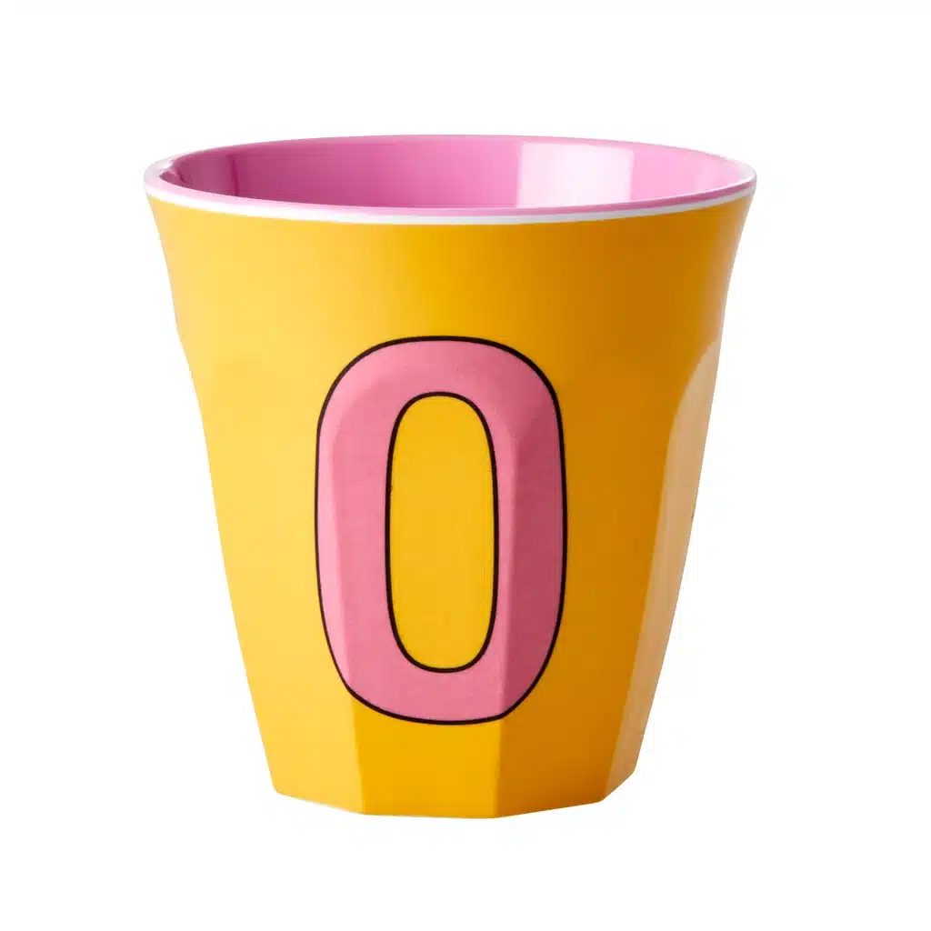 Alfabet beker O roze