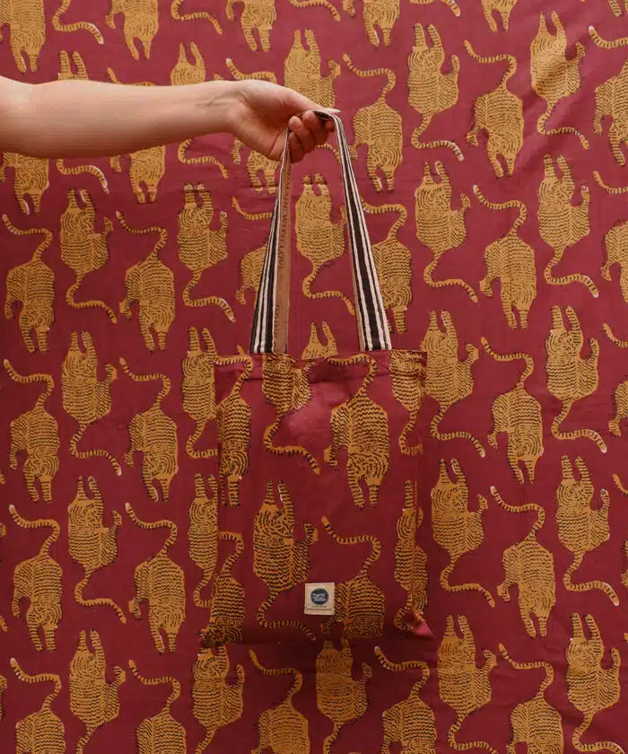 Doing Goods Single Throw Tiger in tote bag