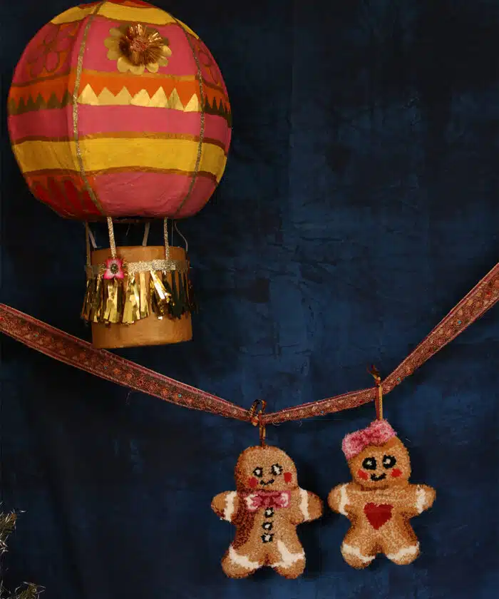 Mrs Ginger Bread gift hanger