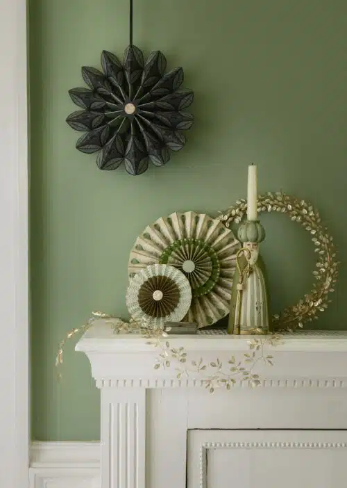 Paper Rosette Kavali Jade