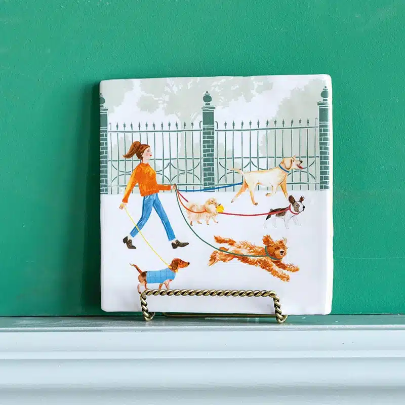 Storytile Who let the dog out?