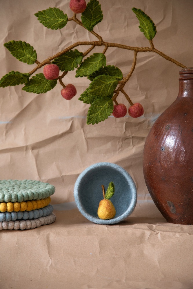 Tak vilt met rode appeltjes