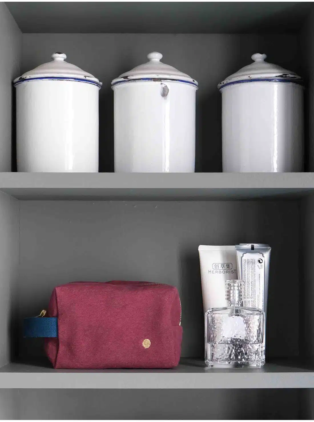 Toilettas Cube Iona Wine