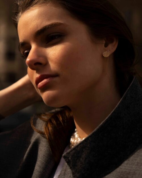 Oorbellen Fine Coral Chain Stud