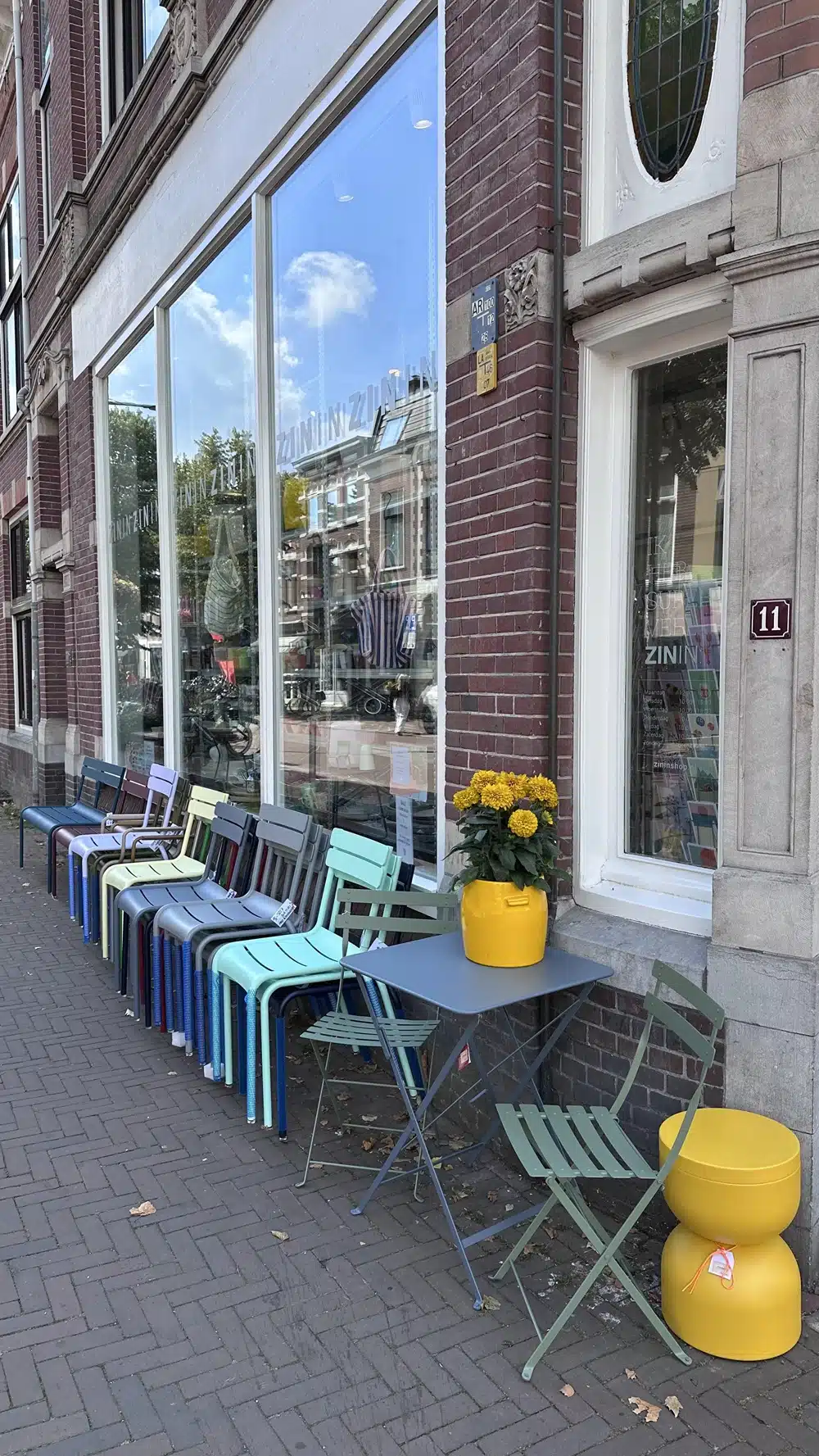 winkel-fermob-geel-herfst