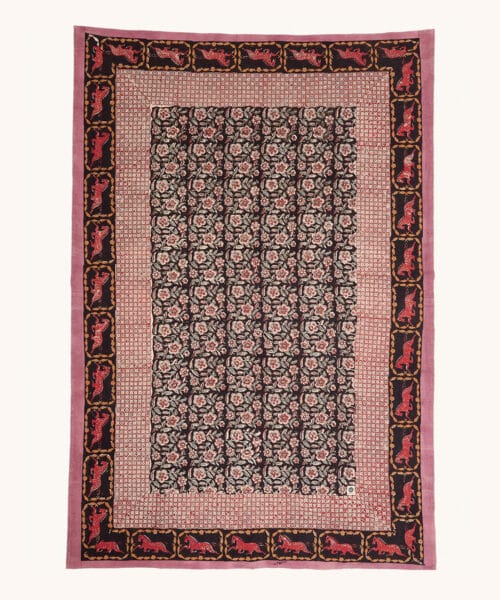 Single Throw Maggie Horse in Tote Bag