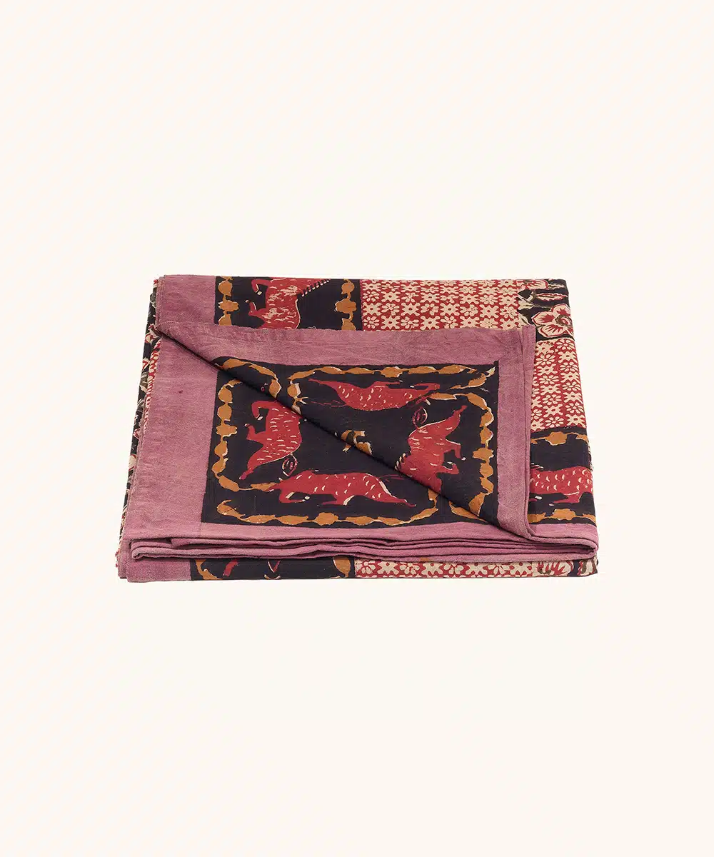 Single Throw Maggie Horse in Tote Bag