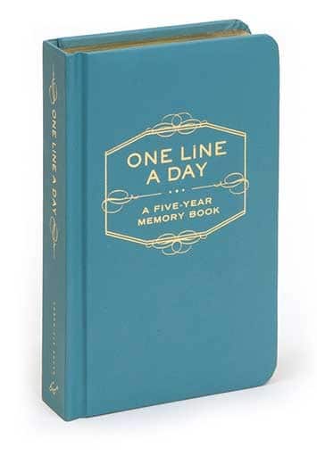 One line a day 5 year memory book