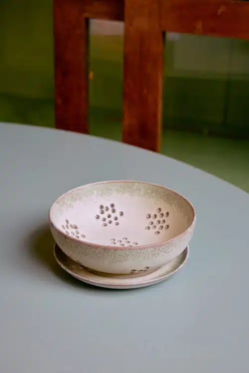 70's ceramics Berry Bowl Slush