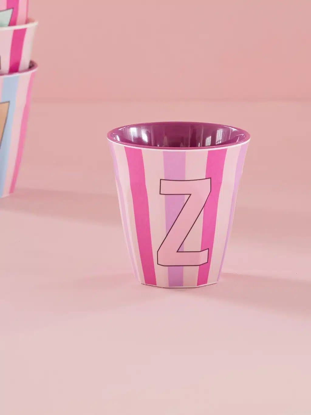 Alfabet beker Z roze streep
