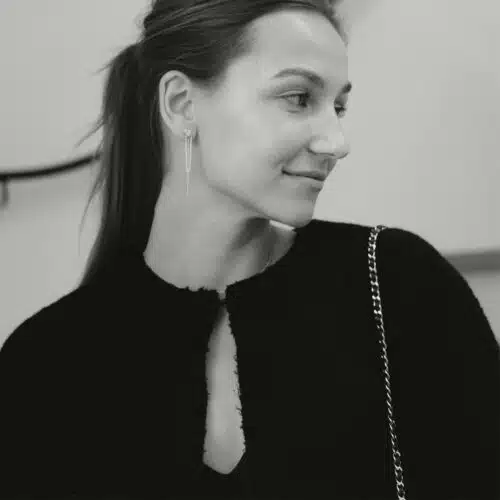 Heart Chain Stud Earring (one piece) Betty Bogaers