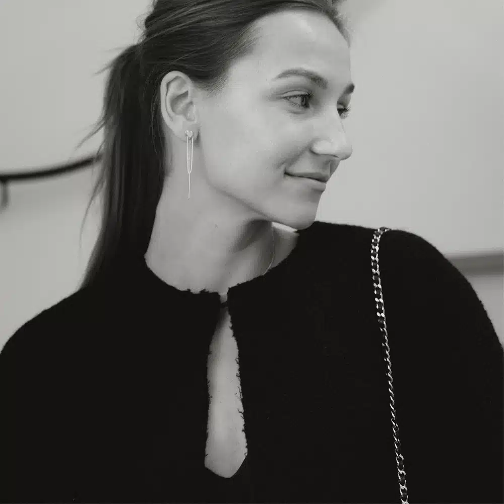 Heart Chain Stud Earring Silver (one piece) Betty Bogaers