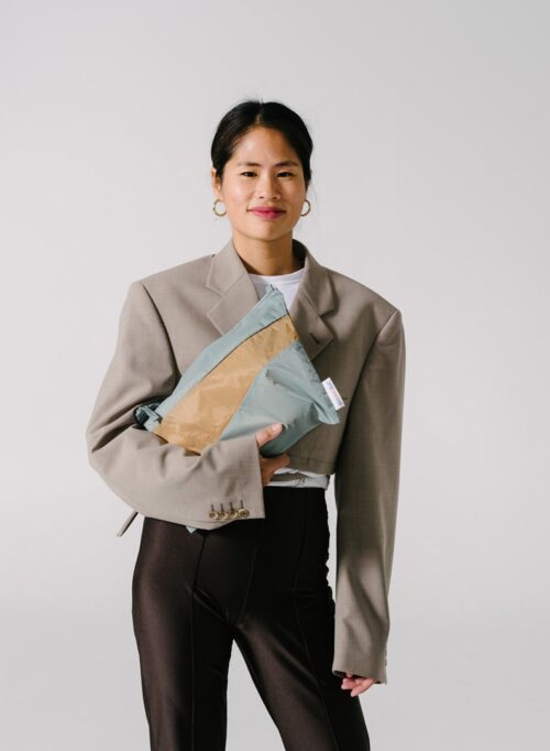 The New Pouch Large Grey&Camel