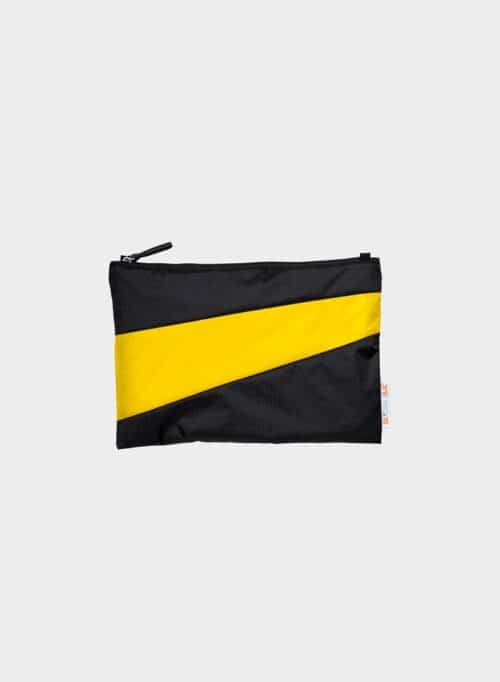 The New Pouch Medium Black & Sunflower