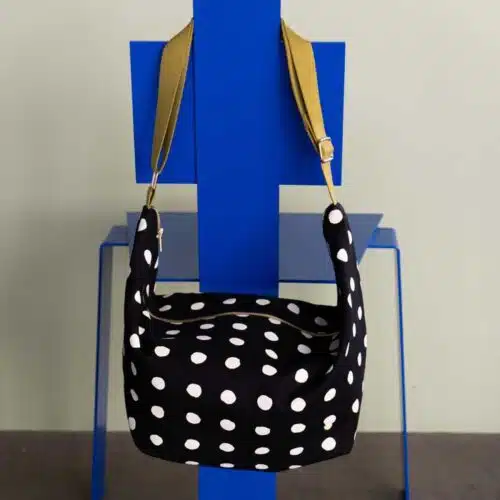 Half Moon Bag Mia Caviar